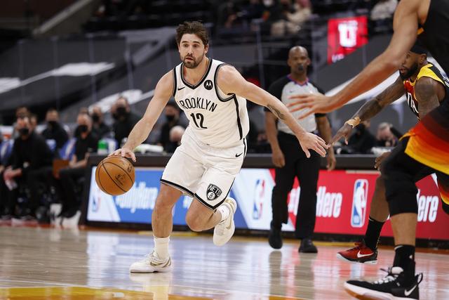 霍姆格伦29分雷霆力克火箭5连胜 公牛战胜鹈鹕